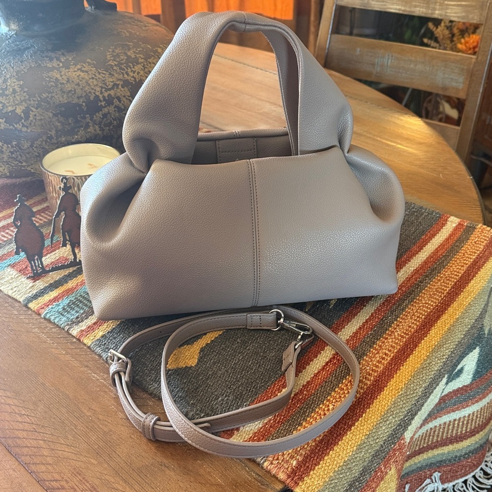 Elegant Taupe Handbag - Picture 3 of 13